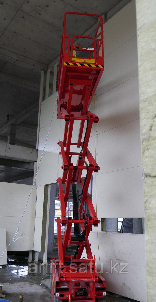Аренда ножничного подъёмника 8,10,12,14, 16 метров рабочей высоты - фото 6 - id-p97516380