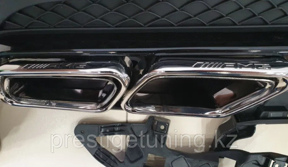 Диффузор на задний бампер на E-Class W212 2013-16 стиль E63 AMG (Черный цвет) - фото 4 - id-p97538227