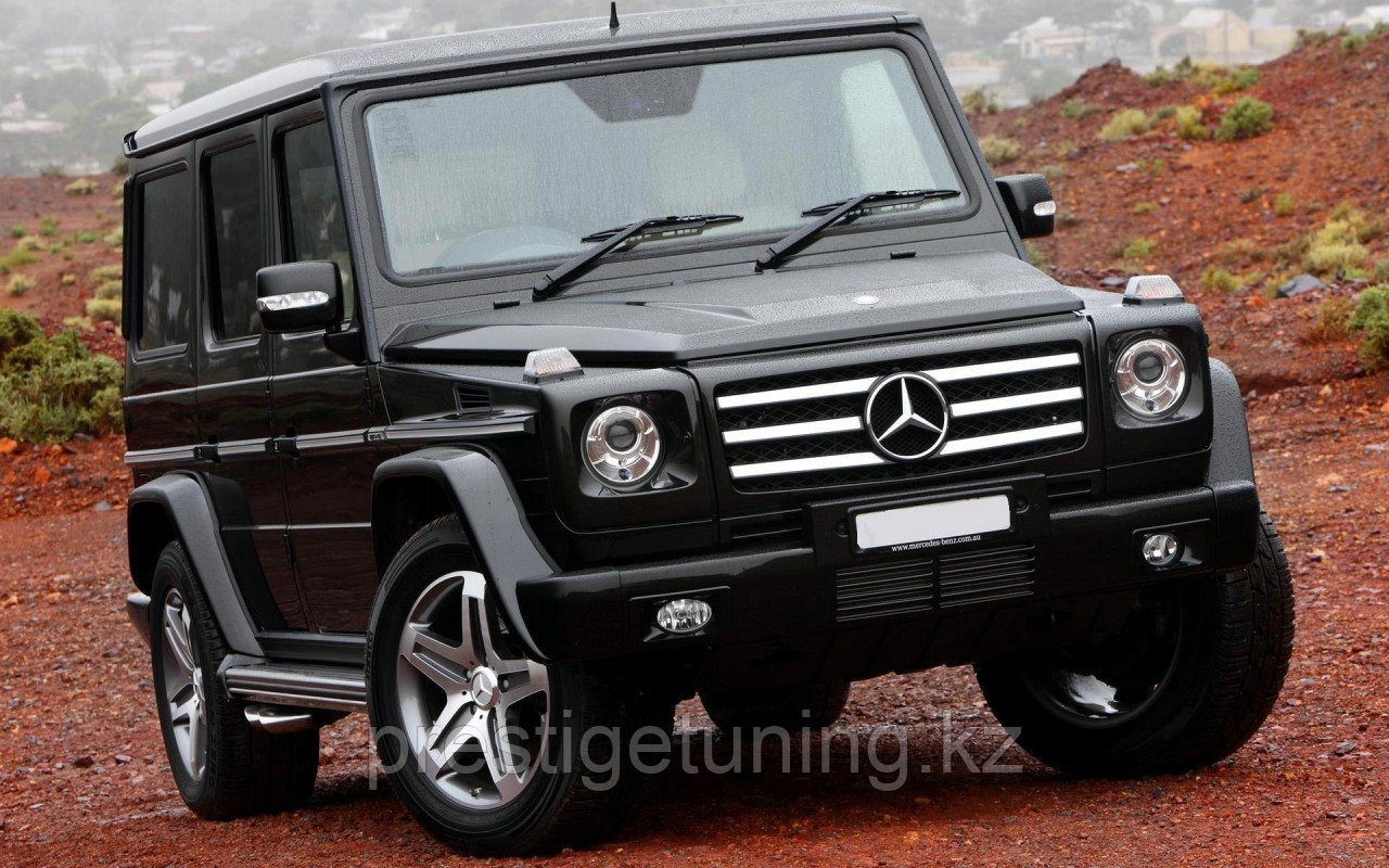 Решетка радиатора на G-Class W463 1990-17 стиль G55 AMG (Черный с хромом) - фото 5 - id-p97561329