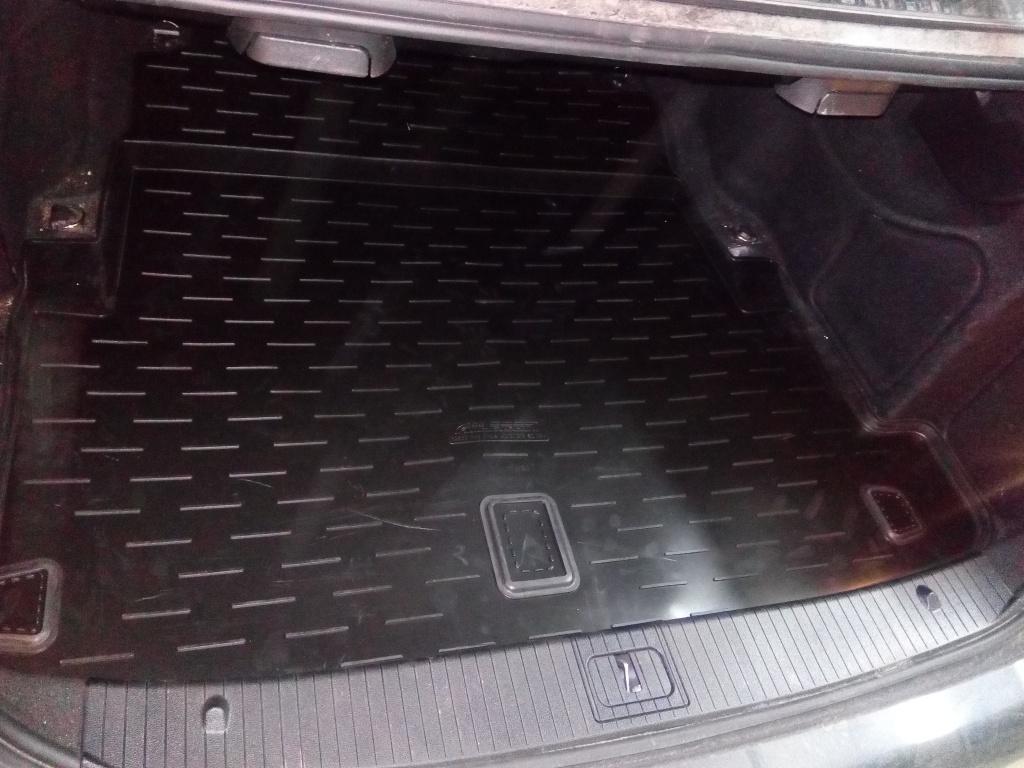 Коврик в багажник для Mercedes-Benz E-Класс W212 (2009-2016).