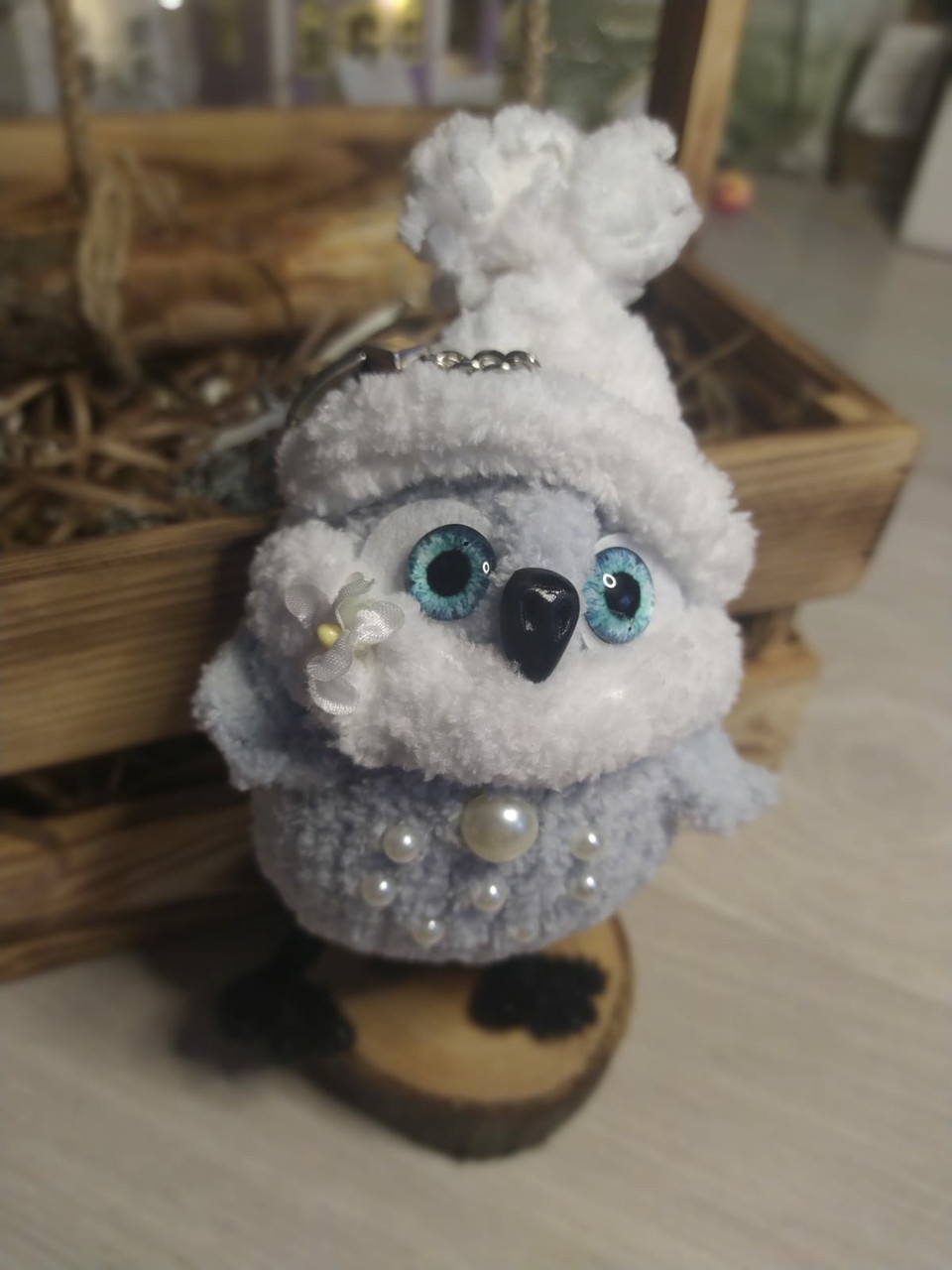 Интерьерная игрушка Сова в вязанной шапочке