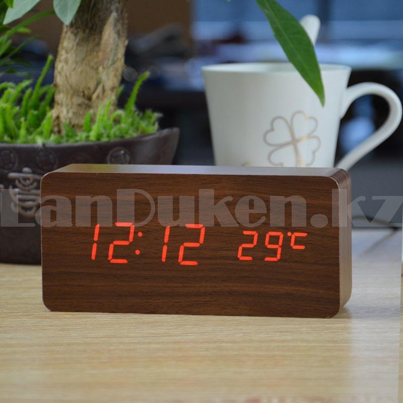 Настольные цифровые часы с будильником от сети и электрические с календарем под дерево коричневые, фото 1
