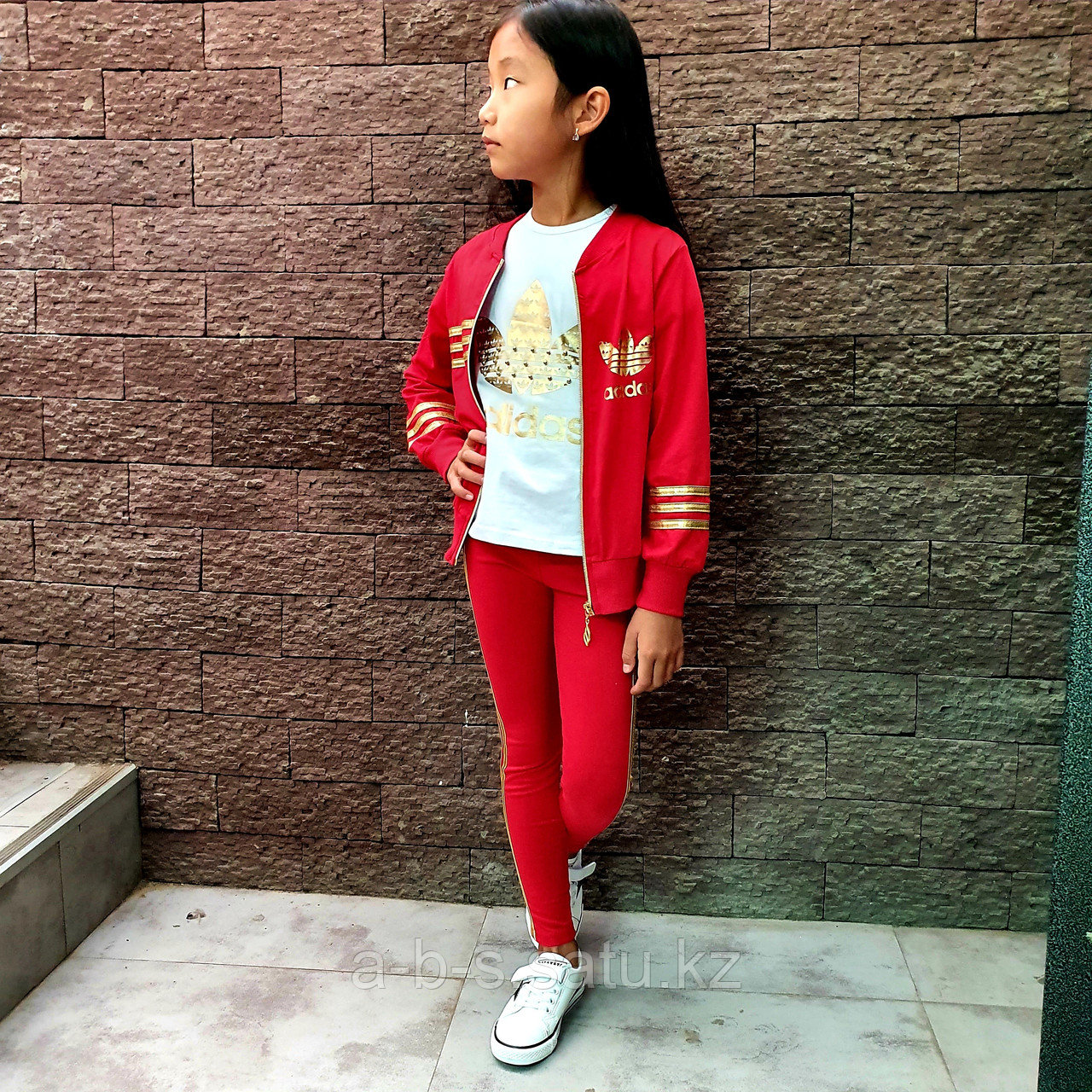 Спортивный костюм для девочек (красный)