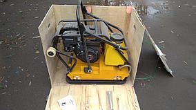 Виброплита ХЗР-80 (двигатель Honda) с баком для воды