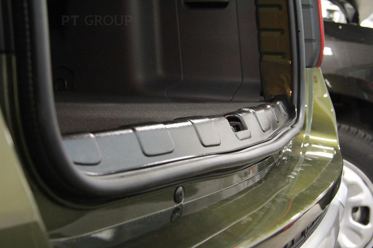 Накладка в проём багажника (ABS) Renault DUSTER с 2012-2020 - фото 2 - id-p97745657