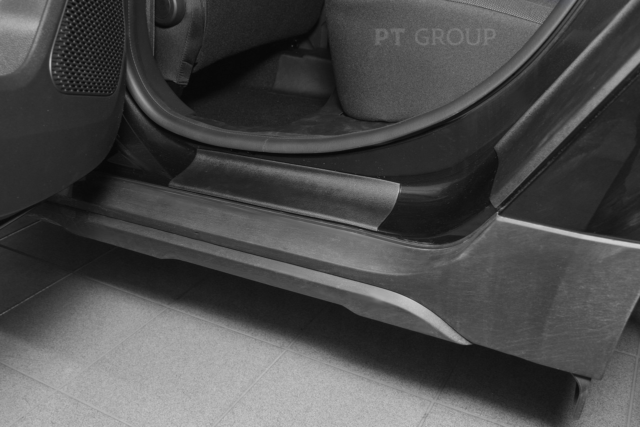 Накладки в проёмы задних дверей (ABS) (2шт) Renault DUSTER с 2021 - фото 6 - id-p97745888