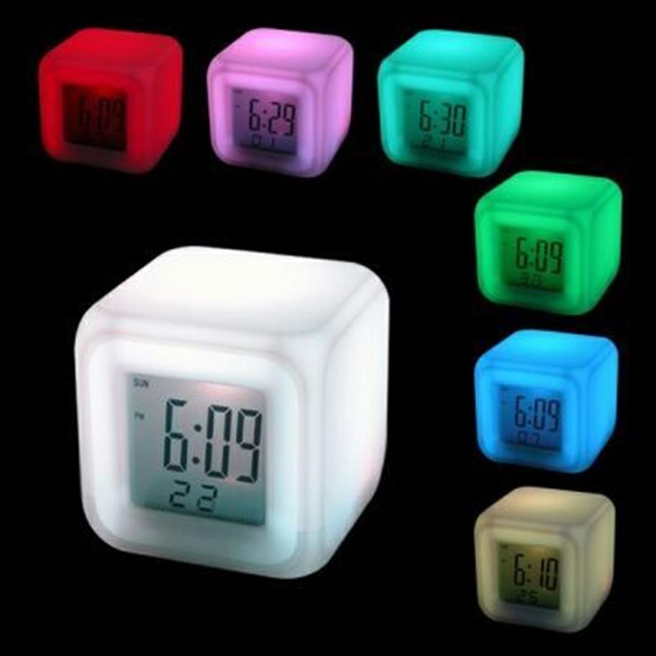 Часы-ночник Color Changing Clock (меняют цвет) - фото 4 - id-p97754058
