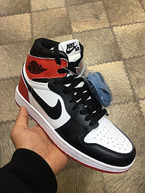 Баскетбольные кроссовки Nike Air Jordan 1