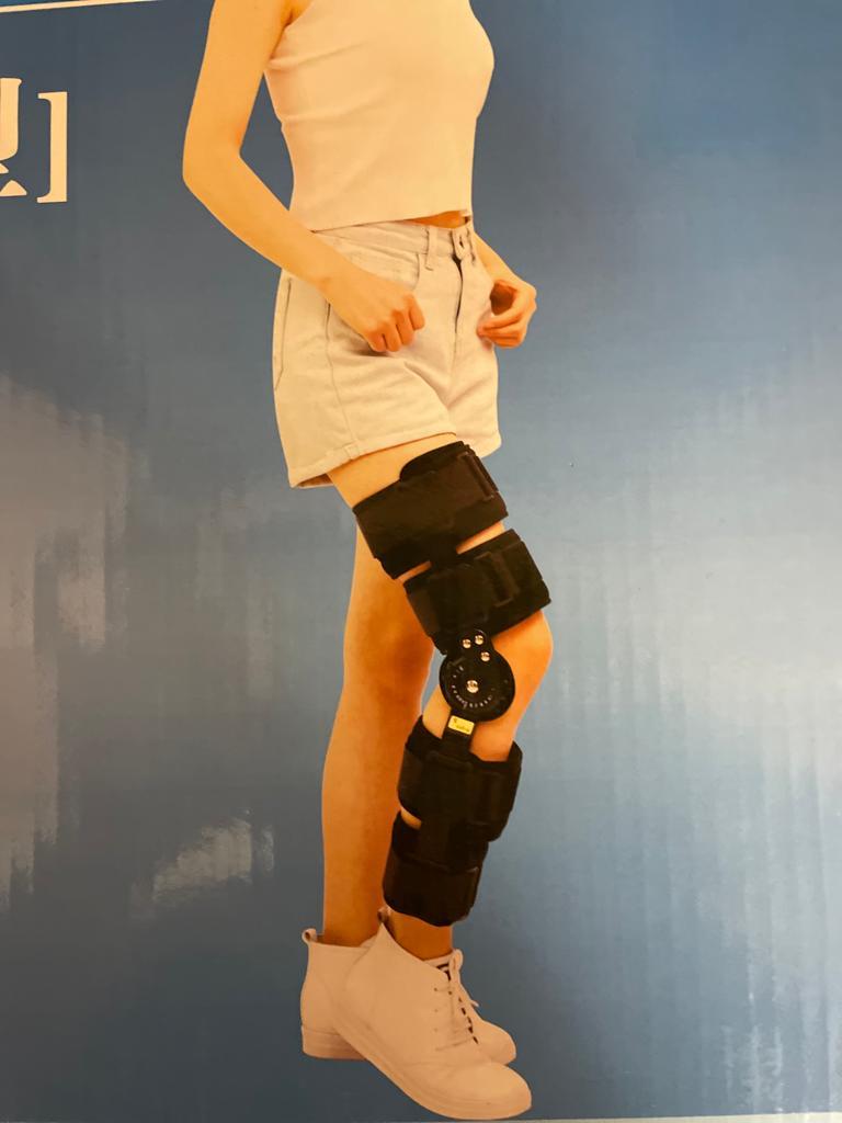 Ортопедический фиксатор  коленного сустава
