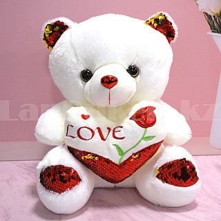 Қыздардың бөкселері жалаңаш.