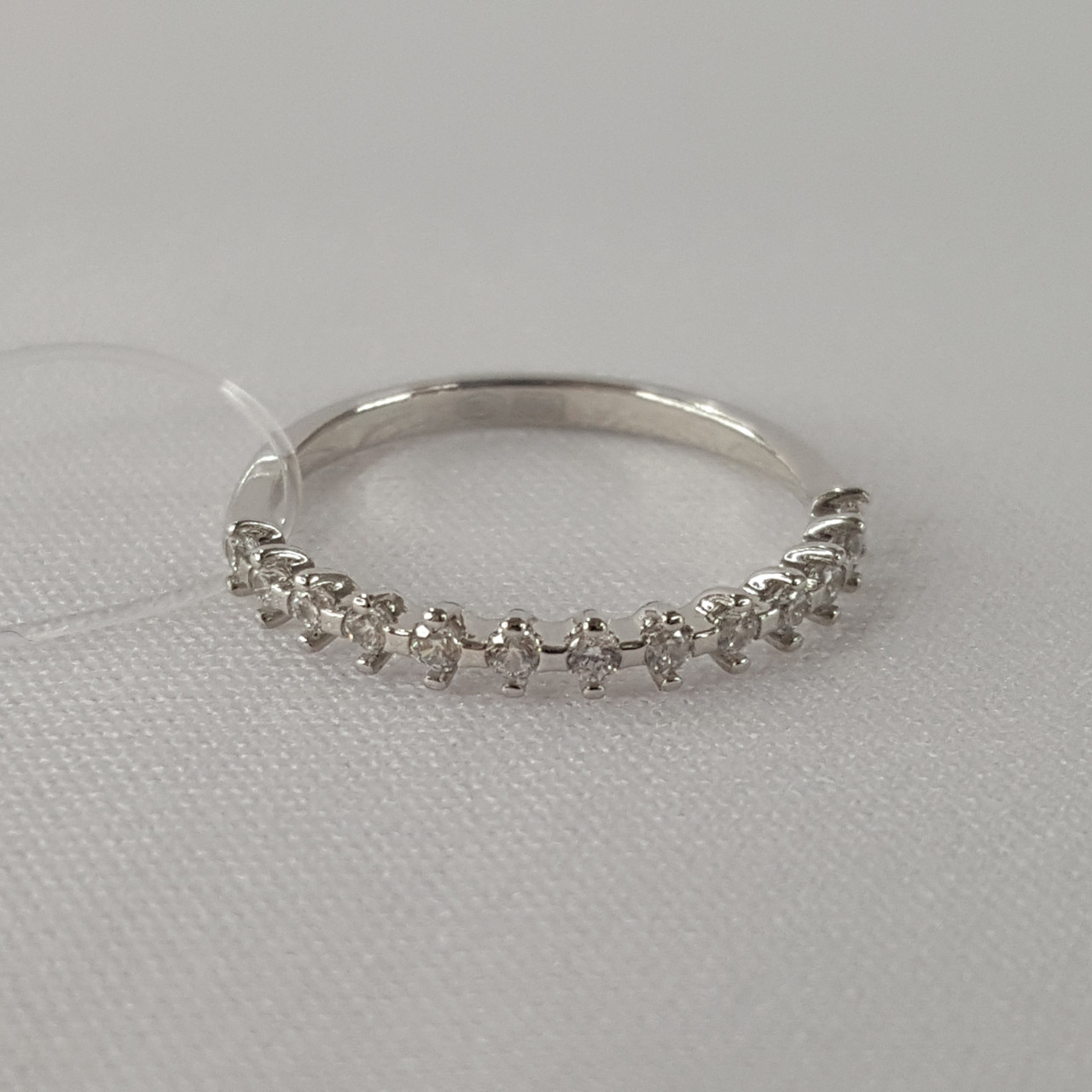 Тонкое кольцо из серебра с фианитами SOKOLOV 94011488 покрыто  родием