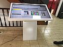 Информационный напольный сенсорный киоск диагональю 55 дюймов, фото 2