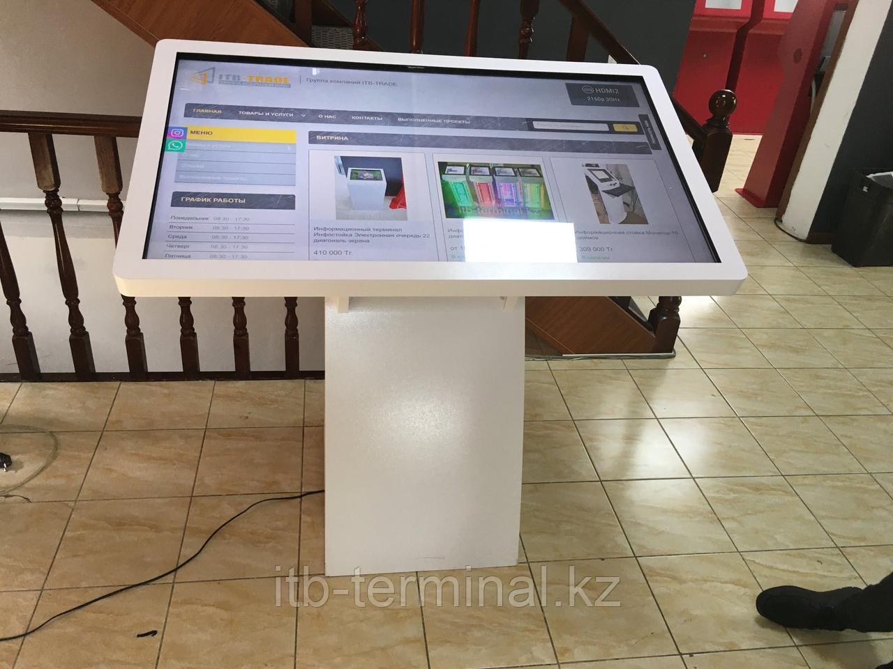 Информационный напольный сенсорный киоск диагональю 55 дюймов, фото 1