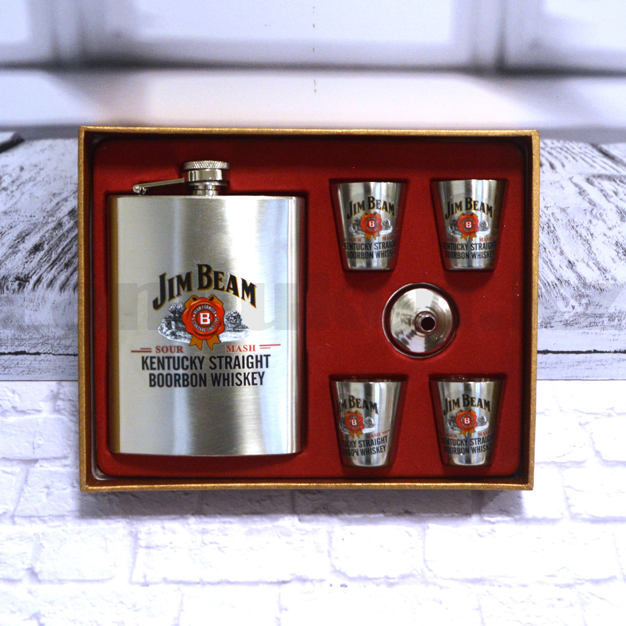 Мужской набор Jim Beam (фляга 240 мл (8oz) 4 рюмки воронка) в подарочной коробке 900 - фото 2 - id-p97920808