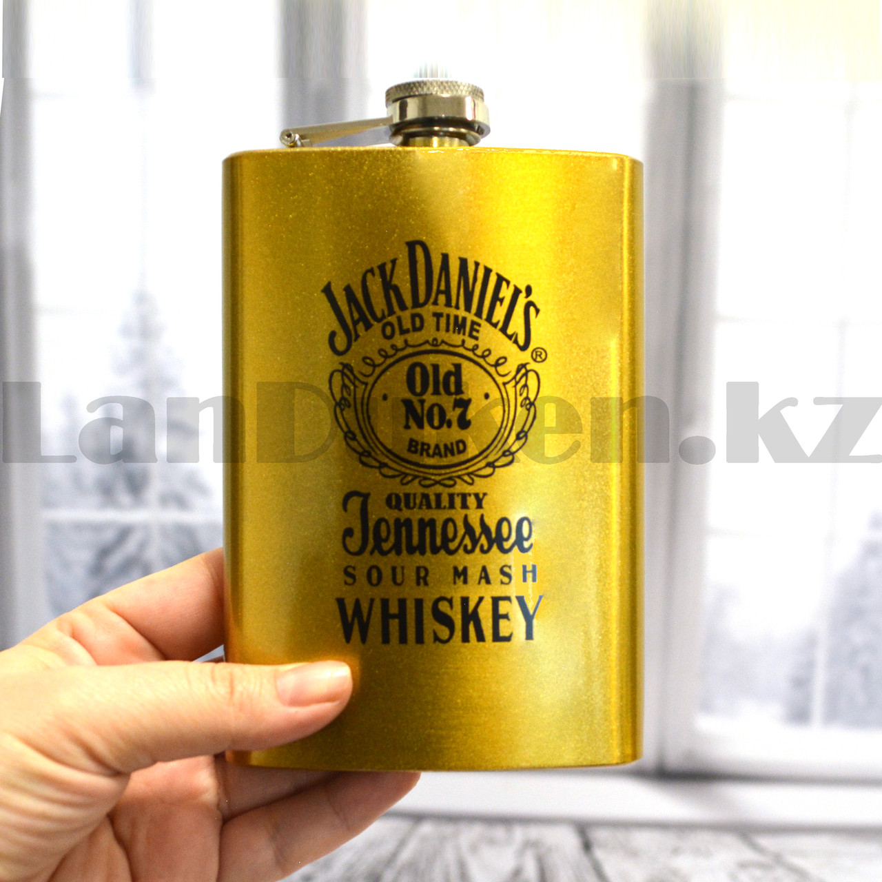 Мужской набор Jack Daniels (фляга 265 мл (9oz) 2 рюмки воронка мультитул) в подарочной коробке - фото 6 - id-p97921261