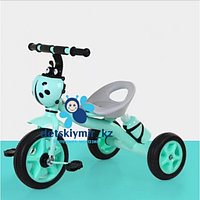 Детский трехколесный велосипед с бордачком  и бутылочкой