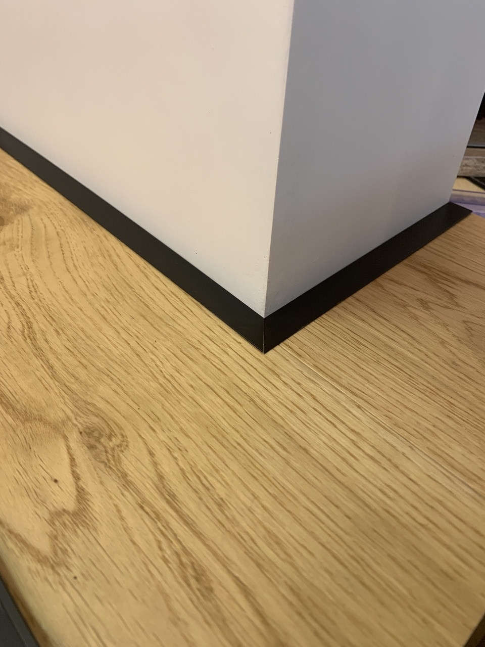 Щелевой Плинтус Для Пола Купить