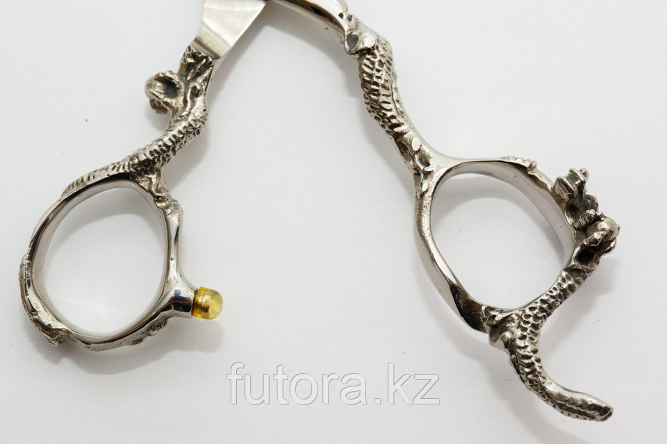 Шаш қиюға арналған интимдік фотосуреттер