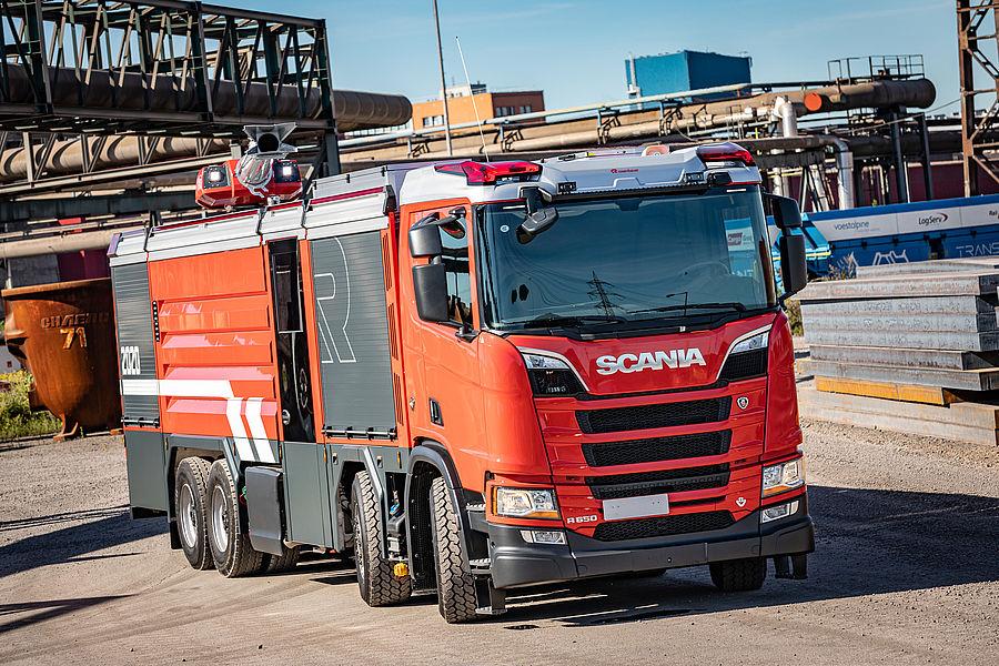 Противопожарная машина индустриальная Rosenbauer MT, Industrial fire truck - фото 1 - id-p98276460