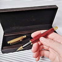 Подарочная ручка "под дерево" в коробке из эко кожи, фото 1