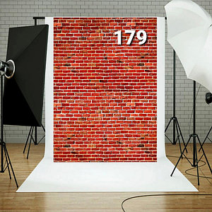 Жыныстық қатынастағы еркектер әйелдердің шынтағына қолдарын жабыстырады