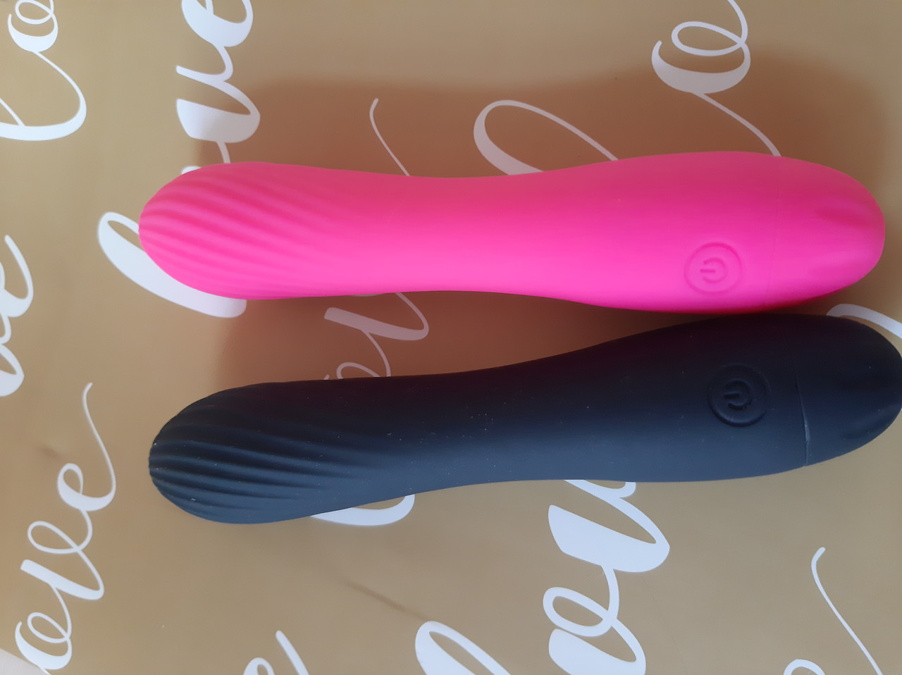 МИНИ ВИБРАТОР MASSAGE