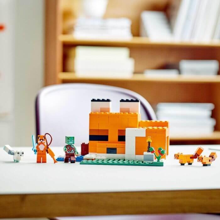 Lego Minecraft Лисья хижина