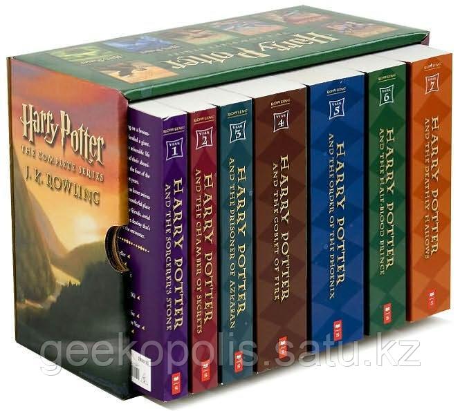 Harry Potter Box Set J.Rowling, Комплект из семи книг в подарочном футляре "Гарри Поттер" на английском языке