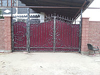 Металлические кованые ворота