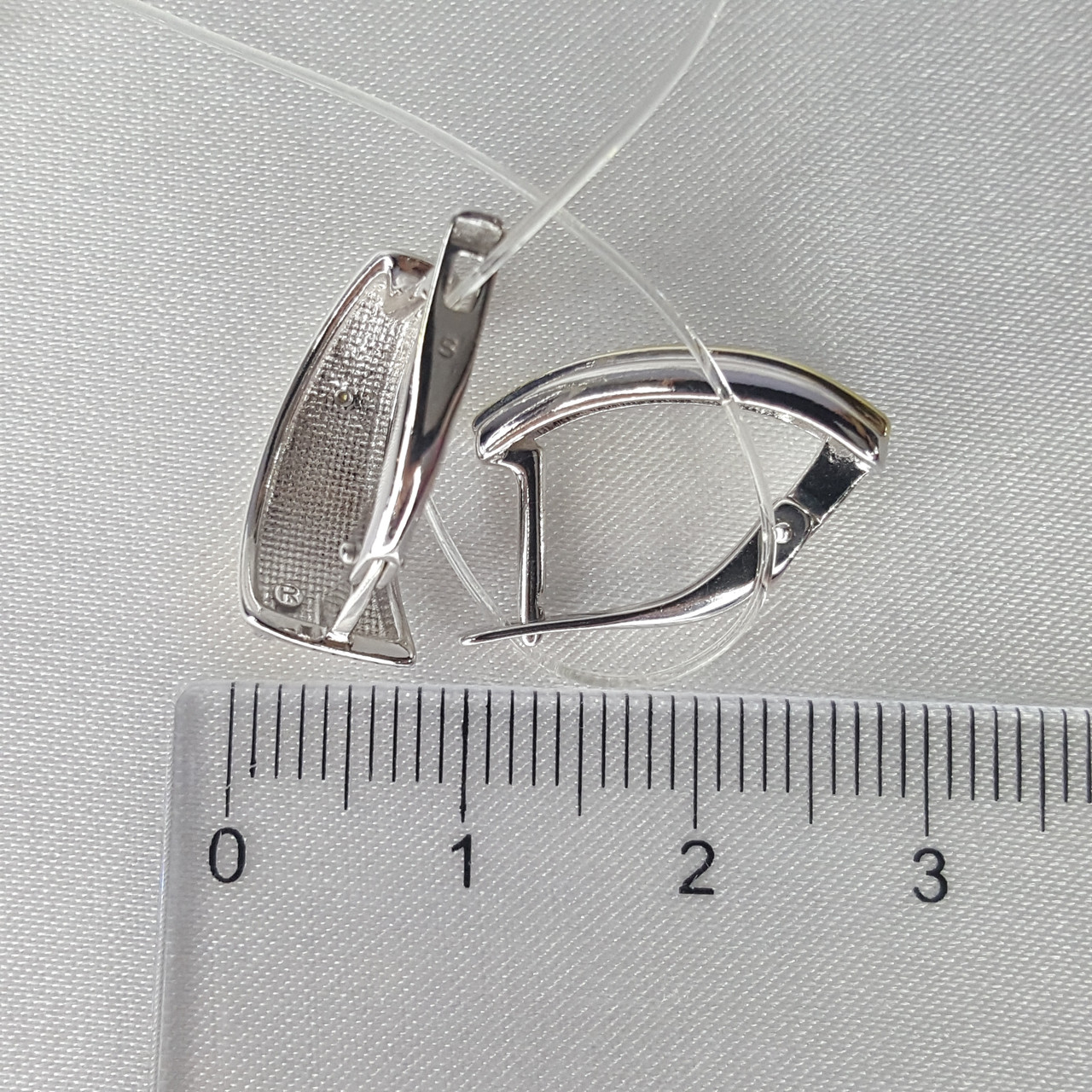 Серьги из серебра с бриллиантами SOKOLOV 87020024 покрыто родием с английским замком - фото 3 - id-p67759759