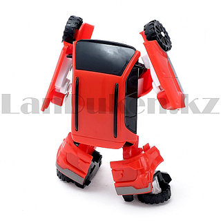 Жалаңаш аққұбалар бейнелері Жетілген порно тыңшылық жасап, ұсталды