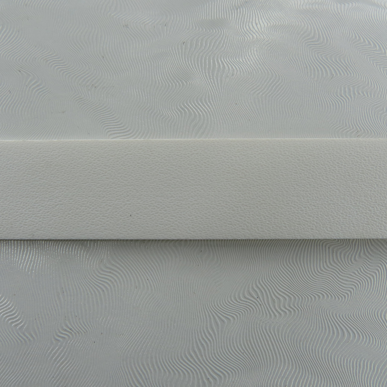 ПВХ кромка 0,8*21 мм Белый 9041