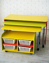 Многофункциональный детский стол с набором корзин «Поместим все»