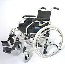 Кресло-коляска инвалидная складная LY-710 (710-867LQ/43)