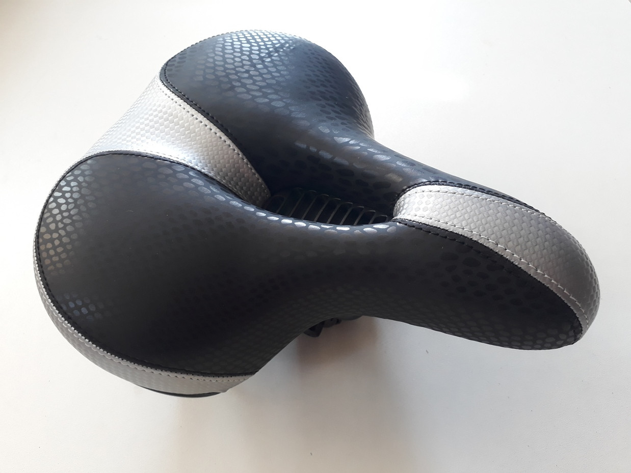 Анатомическое большое спортивное сидение для велосипеда. Мягкое седло. Рассрочка. Kaspi RED., фото 1