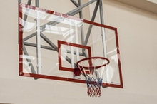 Щит баскетбольный игровой на металлической раме 1800х1050мм оргстекло арт. AQ17496