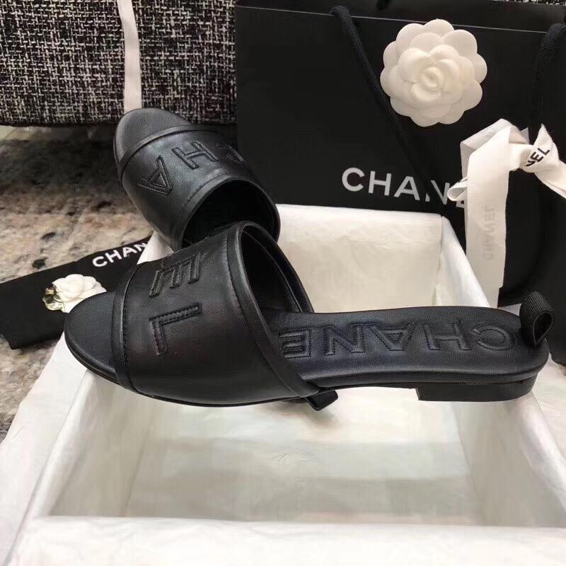 Шлепанцы Chanel с логотипом - фото 3 - id-p99206065