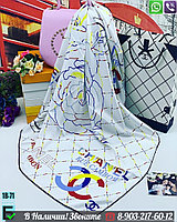 Платок Chanel шелковый с логотипом