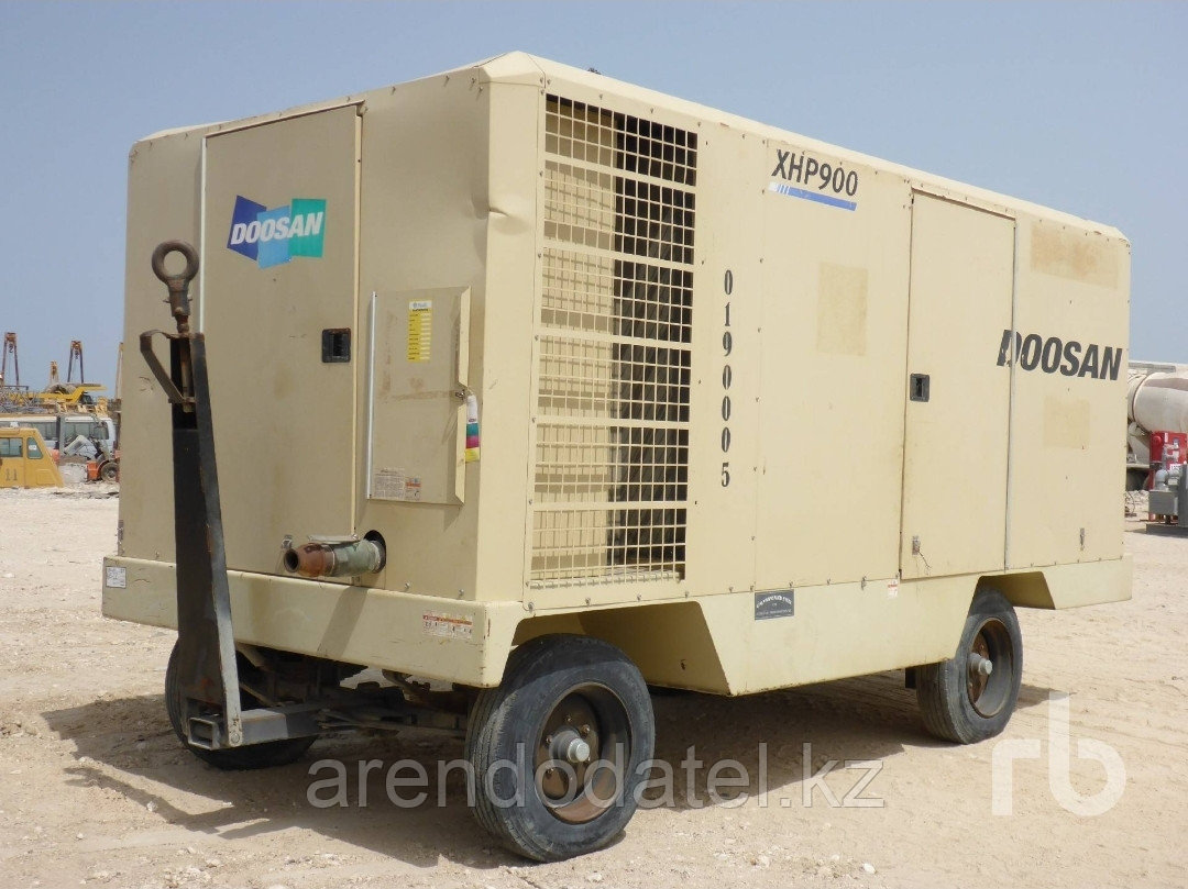Дизельді жылжымалы компрессорды жалға алу Doosan INGERSOLL RAND XHP900W 25 бар, 30 м3/мин, фото 1