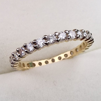 Золотое  кольцо с бриллиантами 0.76Ct SI1-SI2/H, VG-Cut