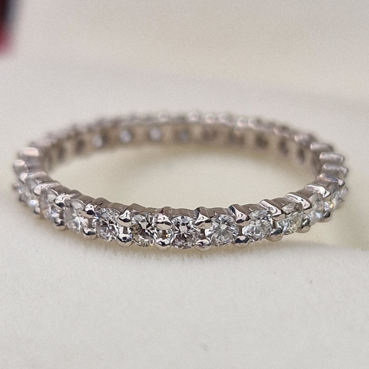 Золотое кольцо с бриллиантами 0.76Ct SI1-SI2/H, VG-Cut