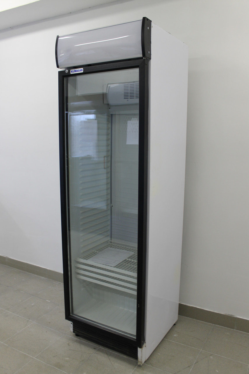 Аренда холодильного шкафа витрины D372