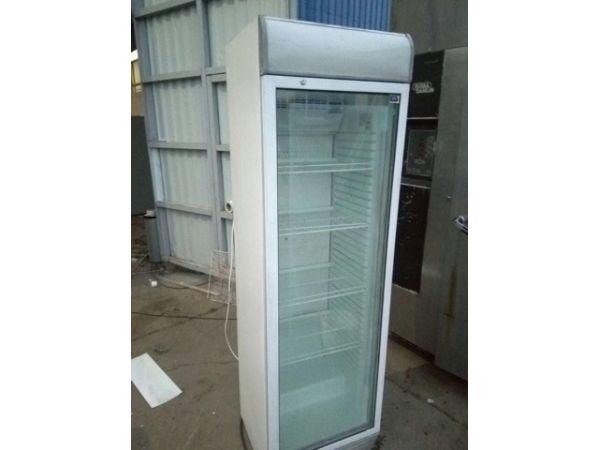 Витринный холодильный шкаф Sfa Cool  CMV375