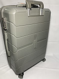 Большой пластиковый дорожный чемодан на 4-х колесах (высота 77 см, ширина 52 см, глубина 32 см), фото 6