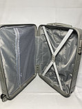 Маленький пластиковый дорожный чемодан на 4-х колесах. Высота 56 см, ширина 36 см, глубина 22 см., фото 7