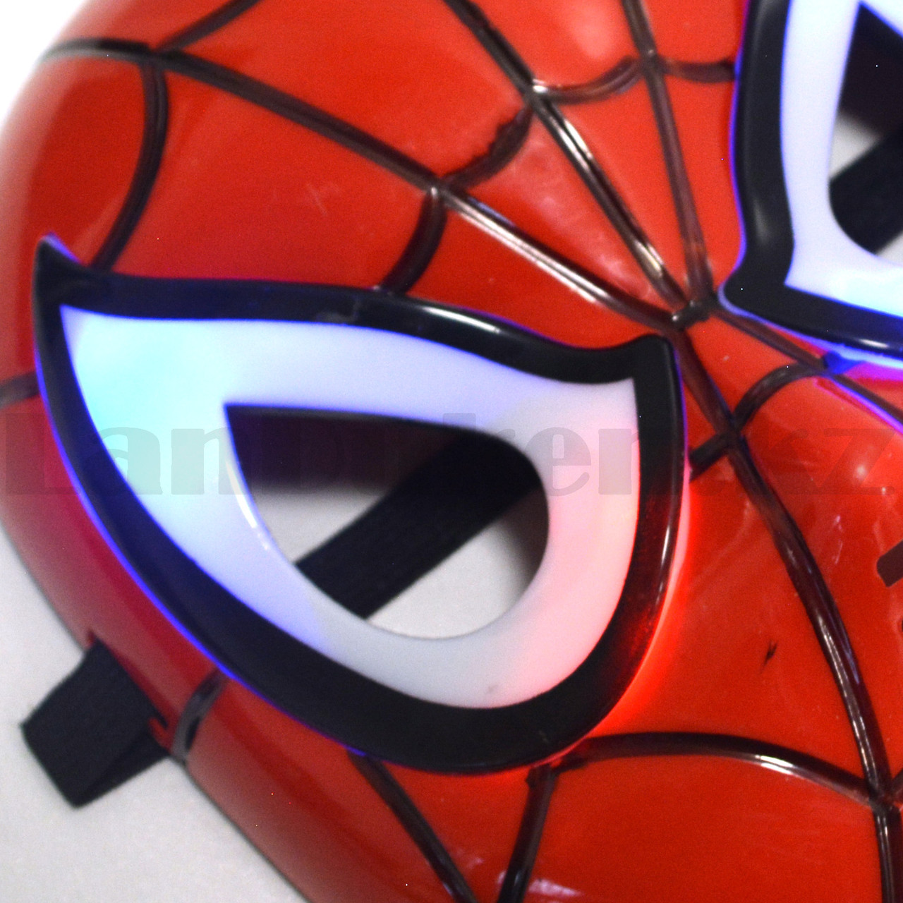 Маска Человек паук со светящимися глазами на батарейках из прочного пластика (красная) - фото 5 - id-p47783479