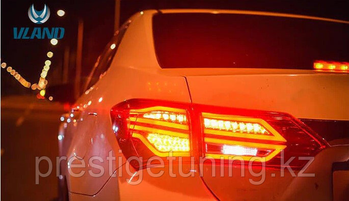 Задние фонари на Toyota Corolla 2013-16 дизайн Mercedes (Красно-Темный цвет) - фото 4 - id-p99365761