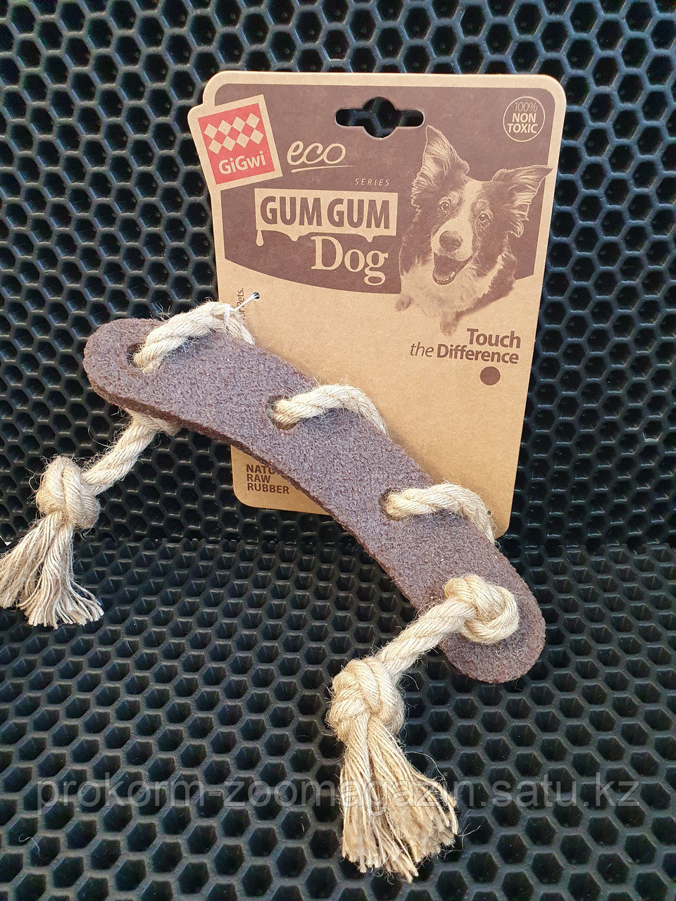 Игрушка для собак "Сосиска с верёвкой их экорезины", 21.5 см - фото 1 - id-p99540547