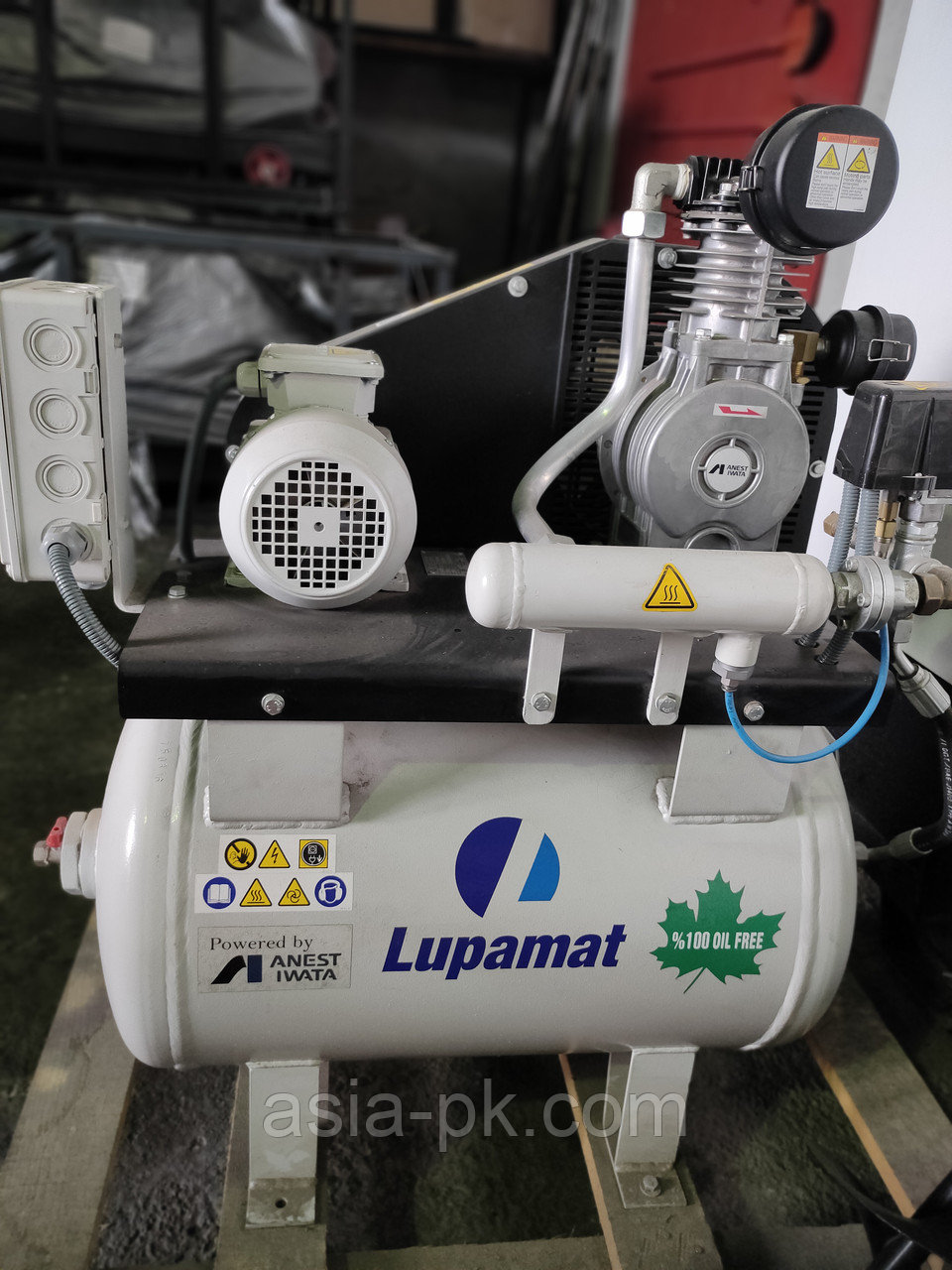 Компрессор поршневой безмасляный LPYI 15/10D (ресивер 75 л)