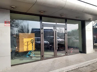 Алюминиевые двери для входных групп